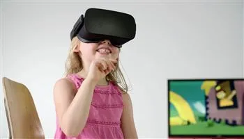 Sử dụng kính thực tế ảo nhiều có hại cho sức khỏe?