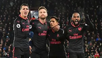 Kết quả Ngoại hạng Anh 29/12: Arsenal thắng ngày Wenger cân bằng kỷ lục của Ferguson