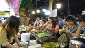 TPHCM: 4 ngày thưởng thức hàng trăm món ngon thế giới