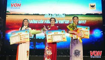 [Video clip] Đêm gala giao lưu nghệ thuật, công bố và trao giải thưởng Bông lúa vàng 2017