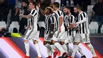 Kết quả bóng đá 23/1: Đá bại Genoa, Juve bám sát Napoli