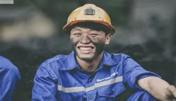 Những ngành, nghề xã hội cần nhưng khó tuyển sinh