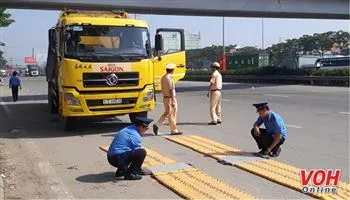 Ô tô đăng ký mới tại TPHCM tăng mạnh: Hơn 55.000 xe năm 2017 