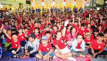 Dành 1 tỷ đồng chăm lo cho các em thiếu nhi có hoàn cảnh khó khăn vui đón Tết