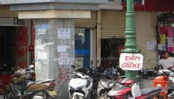 Điểm tin 24h 19/2/2018: Giá giữ xe tại trung tâm TPHCM tăng cao