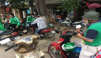 Điểm tin 24h 26/2/2018: Grab giả lộng hành bến xe miền Đông và sân bay Tân Sơn Nhất