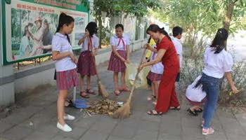 [Trực tiếp] Đối thoại cùng Chính quyền Thành phố: “Giữ gìn vệ sinh môi trường nơi công cộng”