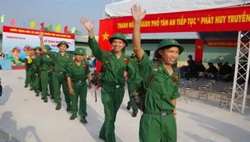 Củ Chi làm tốt việc phát triển đảng trong thanh niên nhập ngũ