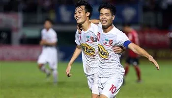 Kết quả V-League 2018 ngày 10/3: Bình Dương và HAGL chia điểm