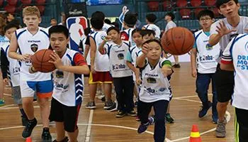 8000 bạn trẻ tham gia Hội trại huấn luyện bóng rổ Jr. NBA 2018