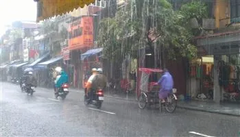 Dự báo thời tiết hôm nay 12/3: Miền Bắc, miền Trung nhiều nơi có mưa hoặc tố lốc