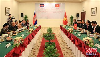 Việt Nam và Campuchia đẩy mạnh hợp tác trong lĩnh vực quản lý nhà nước về tôn giáo