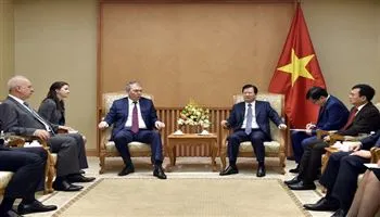 Phó Thủ tướng Trịnh Đình Dũng tiếp Bí thư Trung ương Đảng Cộng sản Nga