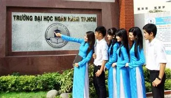 Phương thức tuyển sinh Đại học Ngân hàng TPHCM năm 2018