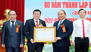 Thủ tướng dự và trao huân chương lao động hạng nhất cho bệnh viện Việt Xô
