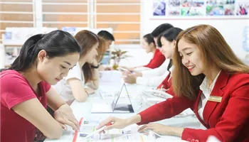 Đại học Kinh tế - Tài chính TPHCM tuyển sinh 16 ngành, hơn 1800 chỉ tiêu