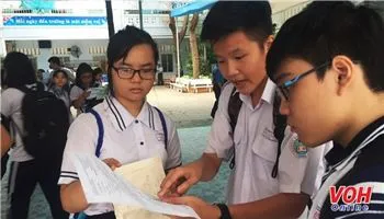 TPHCM: Bỏ điểm khuyến khích cho học sinh giỏi trong tuyển sinh lớp 10