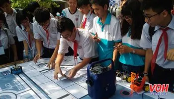 Học sinh TPHCM vui sáng tạo khoa học