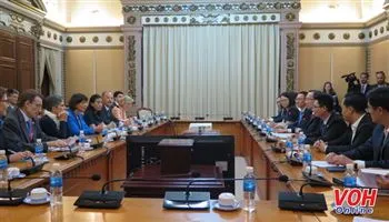 Thụy Sỹ sẵn sàng hợp tác với TPHCM trên lĩnh vực giao thông thông minh