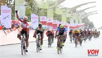 Vua nước rút Lê Văn Duẩn chia tay Cúp Truyền hình TPHCM 2018