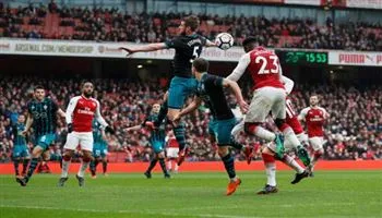 Kết quả ngoại hạng Anh tối 8/4: Arsenal ngược dòng thắng sát nút Southampton