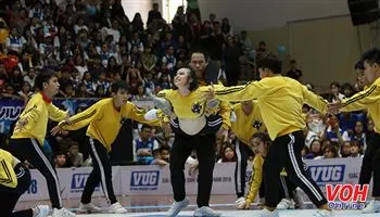 Đại học Bách Khoa và Đại học Sài Gòn vô địch Dance Batlle và Futsal