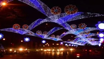 TPHCM: Trang trí ánh sáng đường phố mừng các ngày lễ lớn