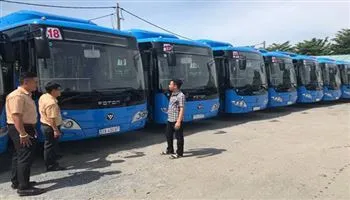 TPHCM đưa vào sử dụng 200 xe bus mới