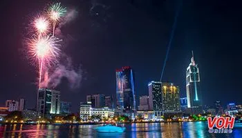 Xem bắn pháo hoa tại TPHCM: lúc mấy giờ, ở đâu?