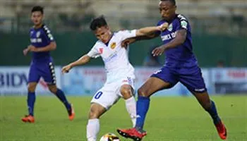 Kết quả V-League 2018 ngày 5/5: Bình Dương đè bẹp Quảng Nam