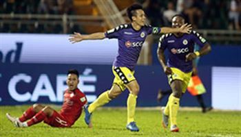 Kết quả V-League 2018 ngày 6/5: Hà Nội đại thắng TPHCM, trọng tài cướp chiến thắng HAGL