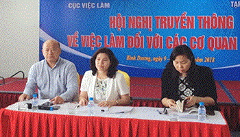 Số lượng người tham gia và đóng bảo hiểm thất nghiệp tăng qua các năm