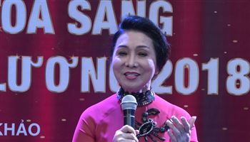 NSND Bạch Tuyết: &quot;Các bạn đam mê cải lương, xin hãy tới dự thi Bông lúa vàng, chúng tôi đợi các bạn&quot;