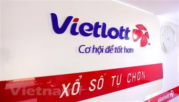 Đã có khách hàng đến làm thủ tục lĩnh thưởng trúng xổ số Vietlott hơn 300 tỷ đồng