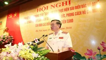 Công an nhân dân học tập, thực hiện Sáu điều Bác Hồ dạy” trong tình hình mới
