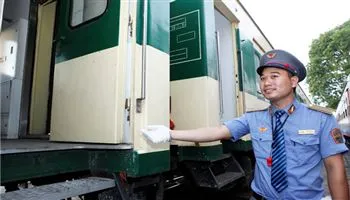 Lực lượng bảo vệ trên tàu hỏa có nhiệm vụ gì ?