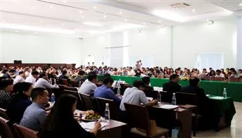 Tạo môi trường cho sinh viên học hỏi những tiến bộ của thế giới