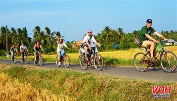 Đi tìm chủ nhân của biểu trưng và khẩu hiệu du lịch Bến Tre