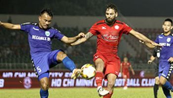 Kết quả V-League 2018 ngày 12/6: CLB TP.HCM không thắng trận thứ 8 liên tiếp