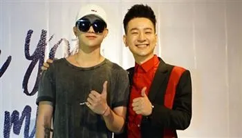 Sau 4 năm im ắng, Quán quân Ngôi Sao Việt 2014 Tùng Mini trở lại showbiz