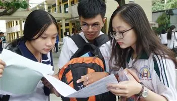 Thi THPT quốc gia 2018: Giáo viên đánh giá đề thi Khoa học tự nhiên dài và khó