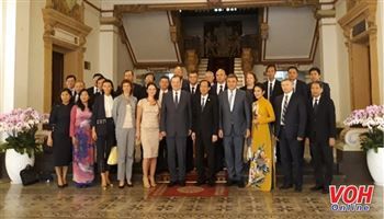 TPHCM và Saint Peterburg triển khai ký kết quan hệ hợp tác