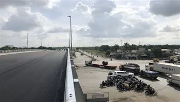 Hôm nay (29/6) thông xe cầu vượt bắc qua vòng xoay Mỹ Thủy