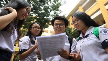 TPHCM: Hơn 80% bài thi Lịch sử có điểm dưới trung bình, Ngoại ngữ nhiều điểm 10