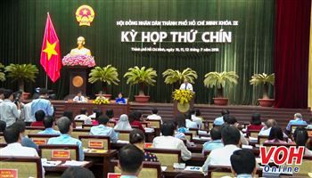 Phát triển thành phố cần đột phá yếu tố con người