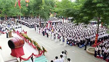 TPHCM: Học sinh phổ thông tựu trường ngày 20/8/2018