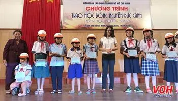 Trao 140 suất học bổng Nguyễn Đức Cảnh năm học 2018-2019