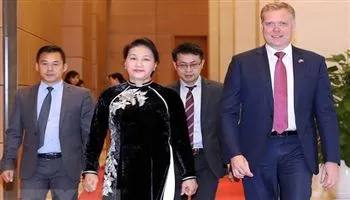 Chủ tịch Hạ viện Australia thăm chính thức Việt Nam