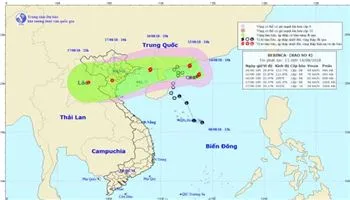 Bão số 4 di chuyển theo hướng Đông, gió giật cấp 11