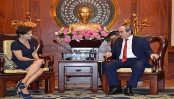 Đại sứ đặc mệnh toàn quyền Italia chào từ biệt lãnh đạo TP